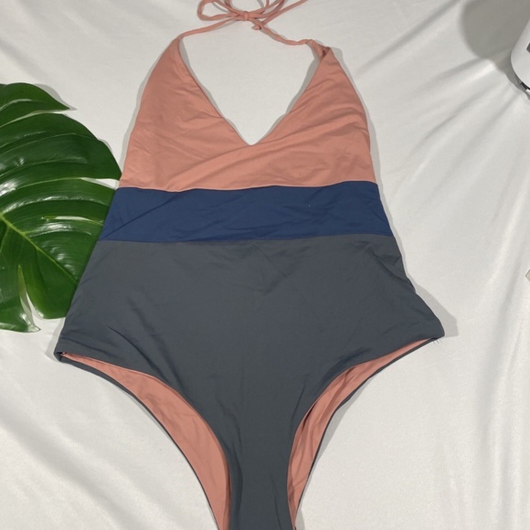 NWD Tavik [ Large ] Chase Colorblock One-Piece Swimsuit‎ Desert Rose/ Grey - Picture 4 of 12